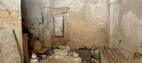 203m² Commercial property in Galatone, Italy No. 124946 16