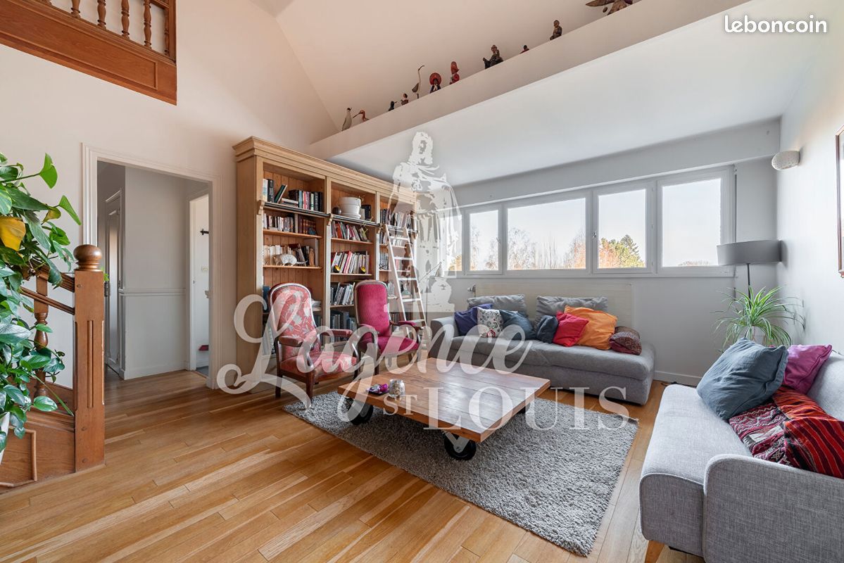 5 bedrooms Duplex in Caen, France No. 362145