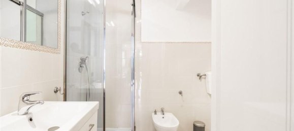 8 rooms Villa in Montignoso, Italy No. 216527 10