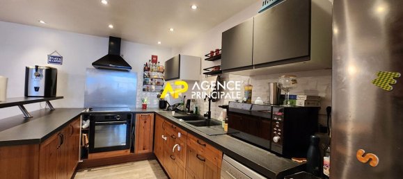 Casa de 3 dormitorios en Argenteuil, France No. 138837 2