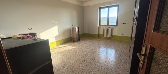 3 rooms Apartment in Trevignano Romano, Italy No. 96297 9