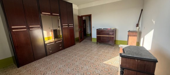 3 rooms Apartment in Trevignano Romano, Italy No. 96297 10