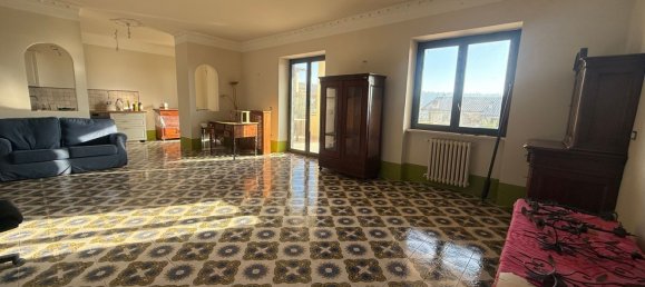 3 rooms Apartment in Trevignano Romano, Italy No. 96297 5