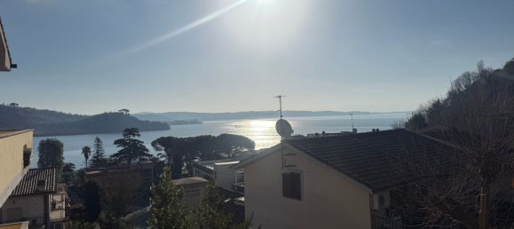 3 rooms Apartment in Trevignano Romano, Italy No. 96297 30