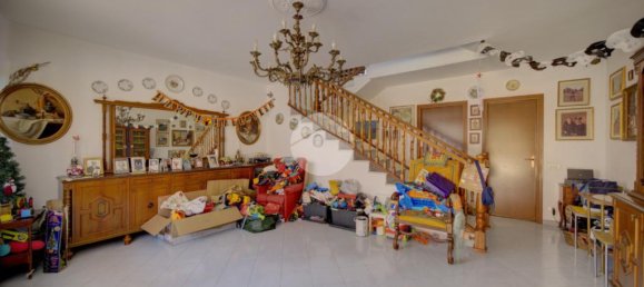 3 bedrooms Villa in Rivoli, Italy No. 263960 10