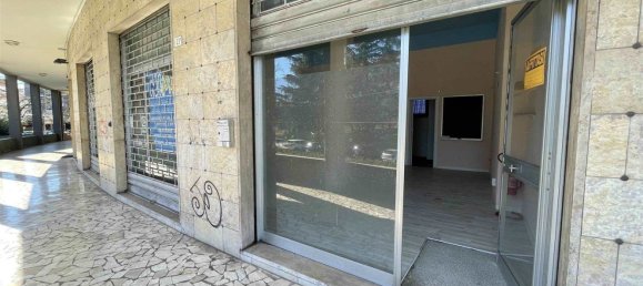 50m² Commercial property in La Spezia, Italy No. 85303 4
