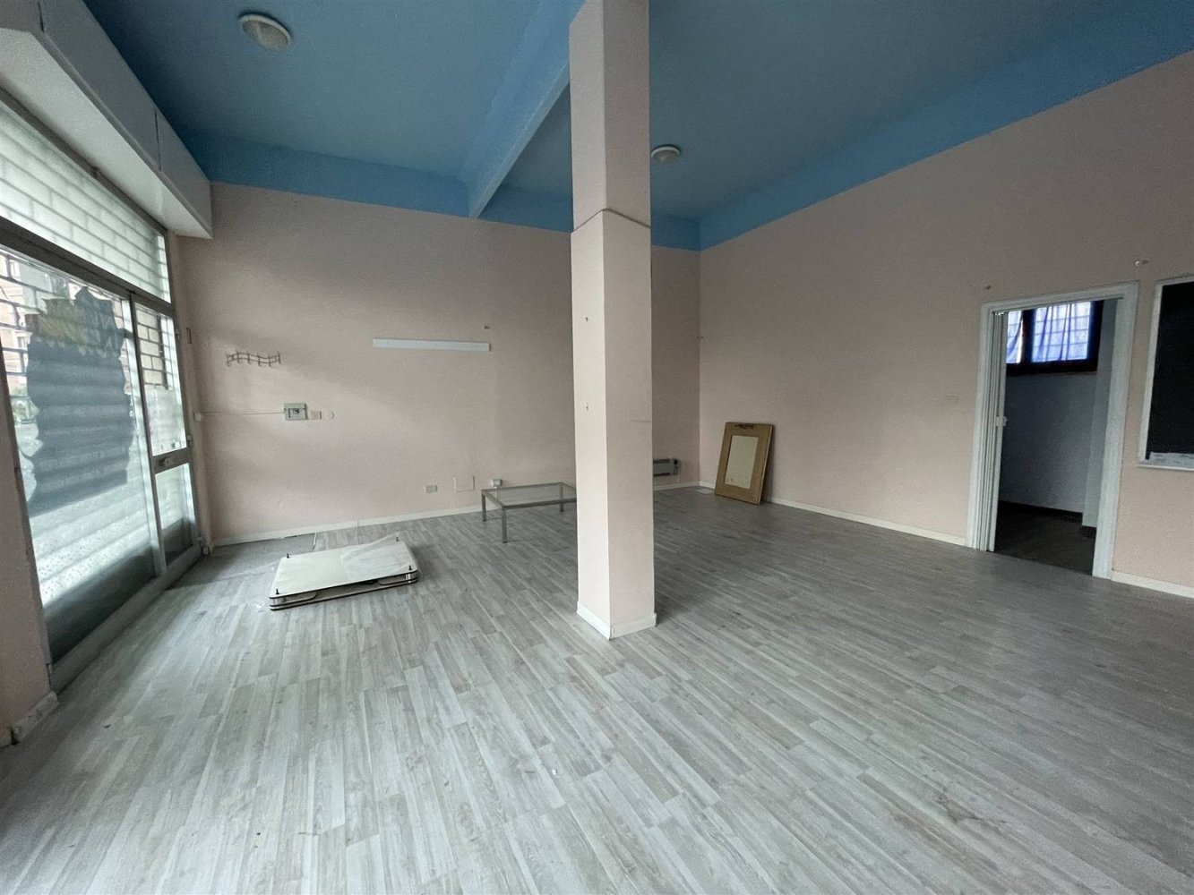50m² Commercial property in La Spezia, Italy No. 85303