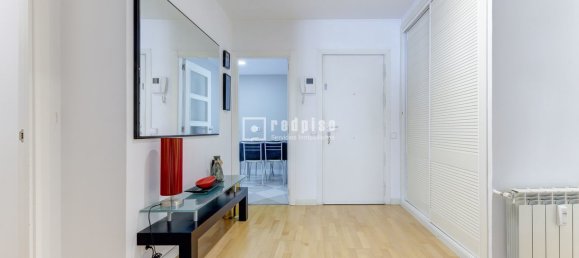 Apartamento de 4 dormitorios en Majadahonda, Spain No. 168360 15