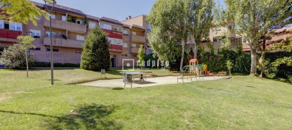 Apartamento de 4 dormitorios en Majadahonda, Spain No. 168360 4
