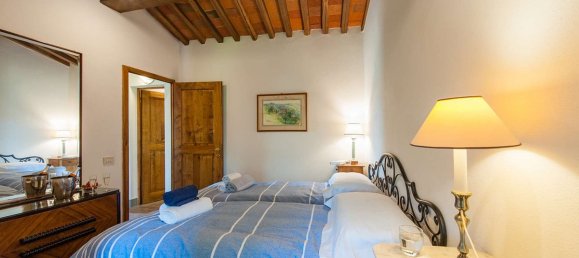 Дом с 10 спальнями в Радда ин Кьянти, Италия № 56414 32