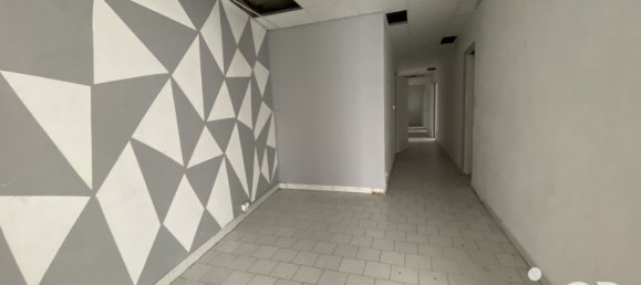 1غرفة بناية في Crevecoeur-le-Grand, France رقم 344754 2