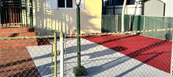 4 dormitorios villa en venta en Miami, Miami-Dade, Florida, USA № 615560 2