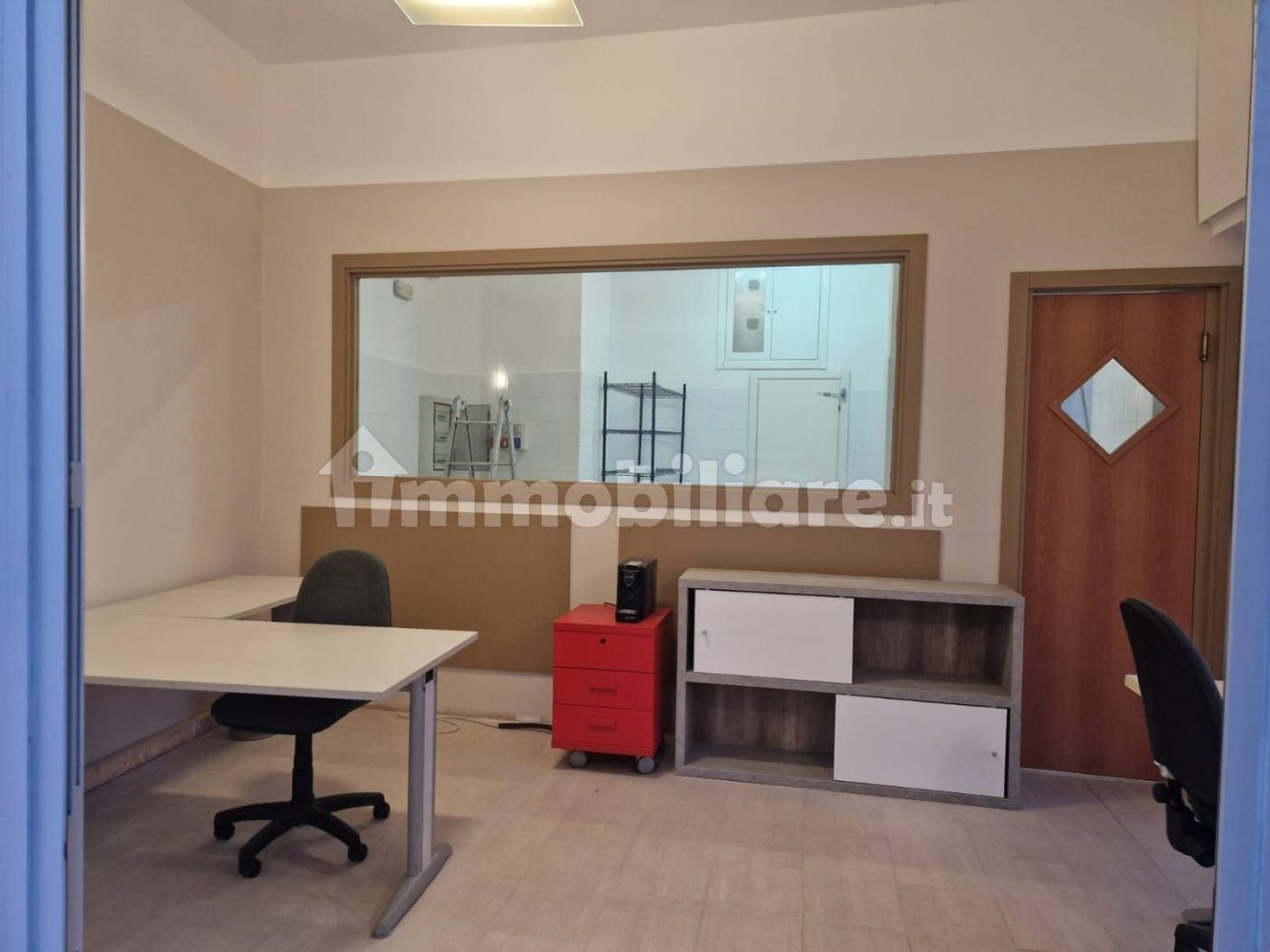 1-Zimmer Gewerbliche Immobilie in Bastia Umbra, Italy, Nr. 124025