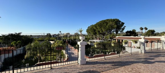 210m² Commercial property in Noto, Italy No. 365406 30