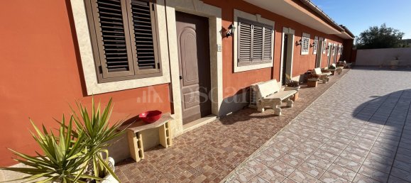 210m² Commercial property in Noto, Italy No. 365406 35