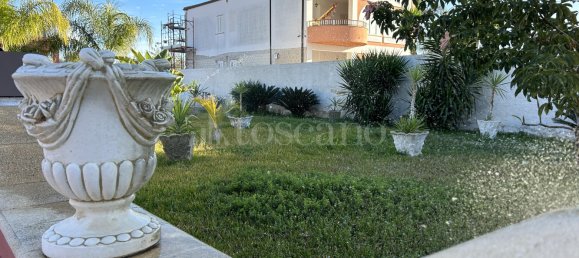 210m² Commercial property in Noto, Italy No. 365406 15