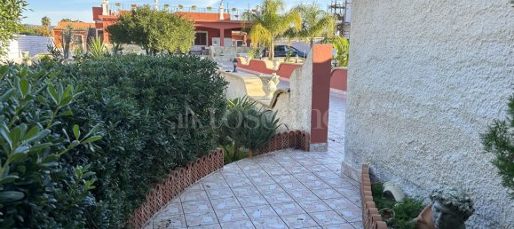 210m² Commercial property in Noto, Italy No. 365406 11