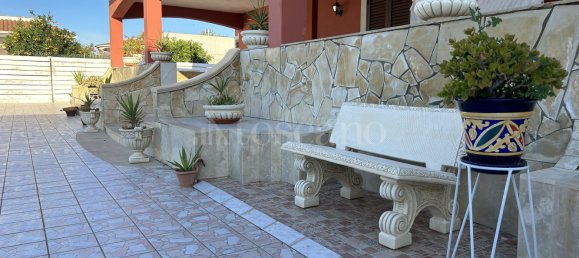 210m² Commercial property in Noto, Italy No. 365406 17