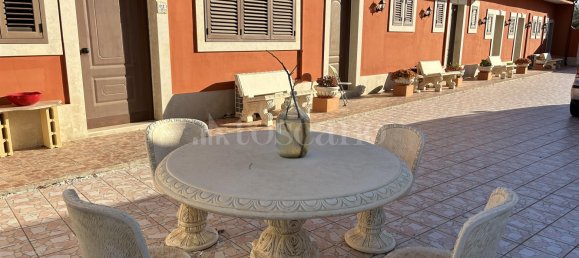 210m² Commercial property in Noto, Italy No. 365406 34