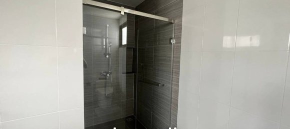 5 bedrooms Cafe / restaurant in Huai Khwang, Thailand No. 17747 9