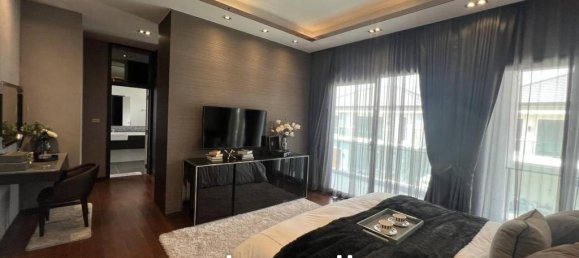 5 bedrooms Cafe / restaurant in Huai Khwang, Thailand No. 17747 5