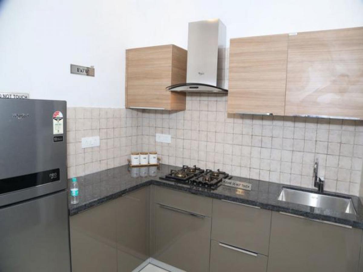 Дом с 2 спальнями в Нойда, Индия № 18299