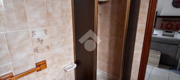 2 bedrooms Apartment in Malnate, Italy No. 305678 11