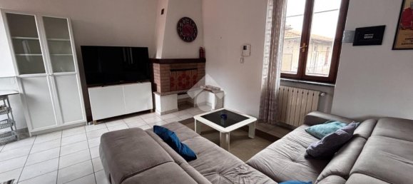 2 bedrooms Apartment in Malnate, Italy No. 305678 8