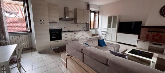 2 bedrooms Apartment in Malnate, Italy No. 305678 7