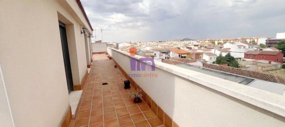 2 Schlafzimmer Penthouse in Valdepenas, Spain, Nr. 164610 16