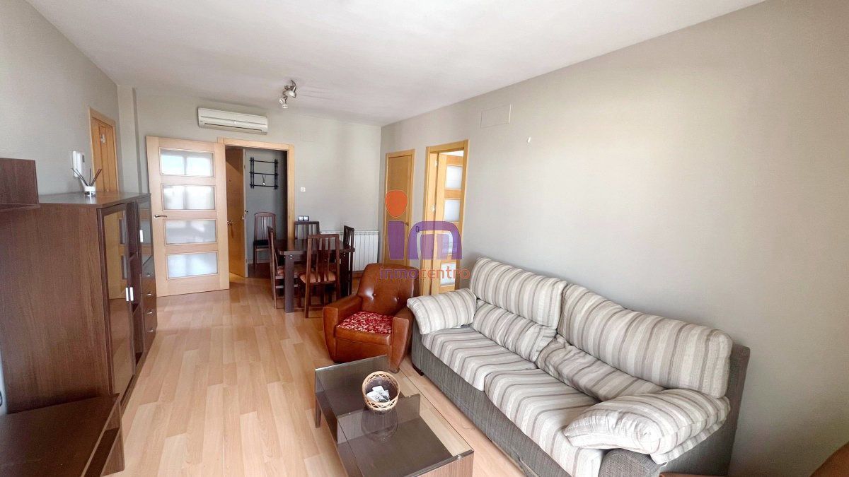 2 Schlafzimmer Penthouse in Valdepenas, Spain, Nr. 164610