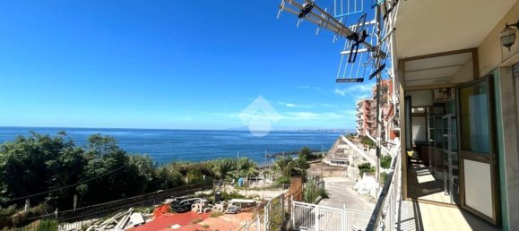 3 Schlafzimmer Wohnung in Torre del Greco, Italy, Nr. 376765 13