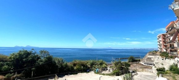 3 Schlafzimmer Wohnung in Torre del Greco, Italy, Nr. 376765 16