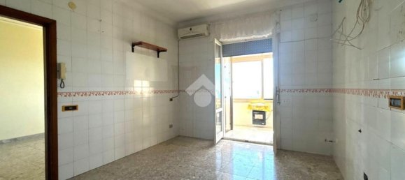 3 Schlafzimmer Wohnung in Torre del Greco, Italy, Nr. 376765 5