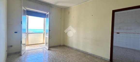 3 Schlafzimmer Wohnung in Torre del Greco, Italy, Nr. 376765 18