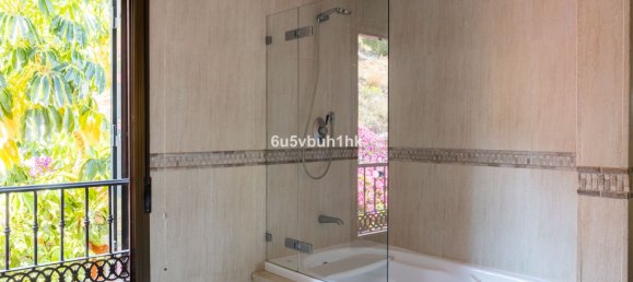 Таунхаус с 7 спальнями в Алаурин-де-ла-Торре, Испания № 147059 25