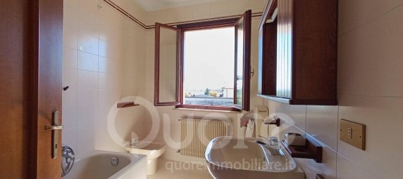 Casa de 5 habitaciónes en Udine, Italy No. 81880 9