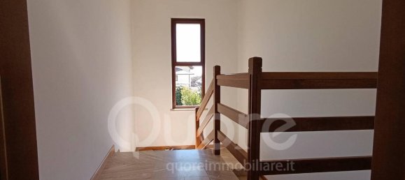 Casa de 5 habitaciónes en Udine, Italy No. 81880 11