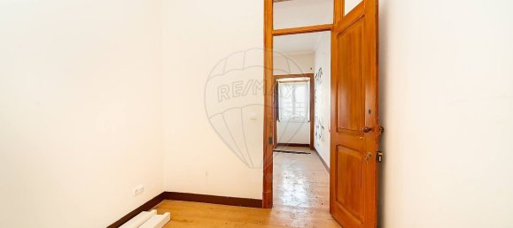 1 bedroom Apartment in Lisbon, Portugal No. 130529 4