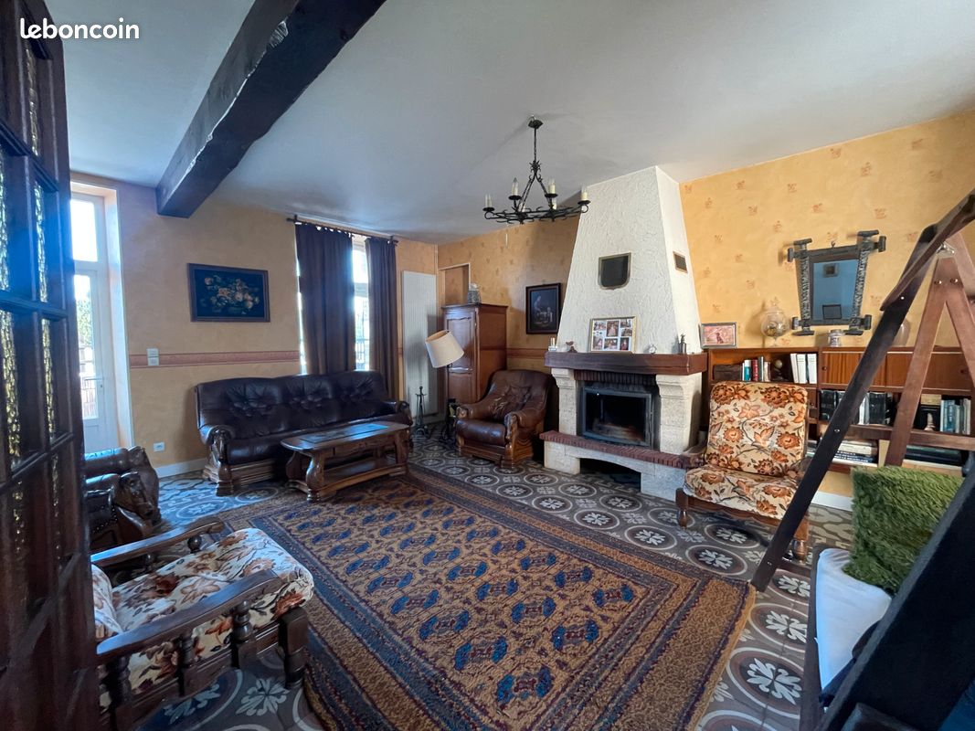 4 Schlafzimmer Haus in Vatan, France, Nr. 76861