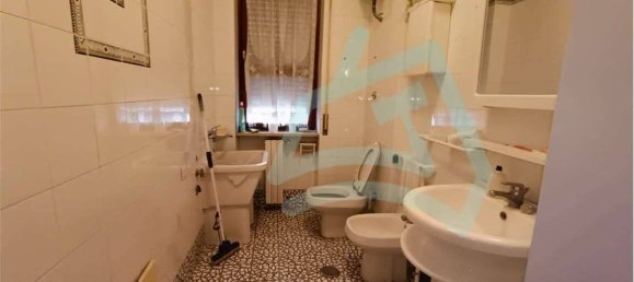 5 rooms Apartment in Benevento, Italy No. 300405 15