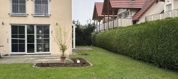 3 bedrooms Townhouse in Bodenseekreis, Germany No. 3008 2