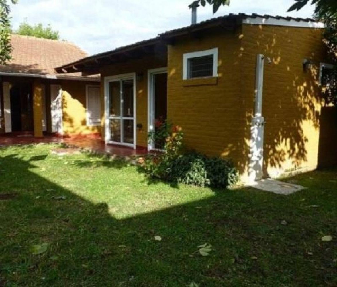 3 Schlafzimmer Haus in Pilar, Argentina, Nr. 93402