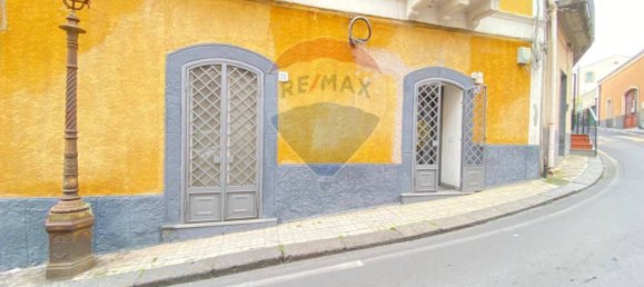 Casa de 2 dormitorios en Sant'Agata li Battiati, Italy No. 233904 34