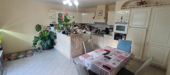 Casa de 5 dormitorios en Chassignolles, France No. 229995 5