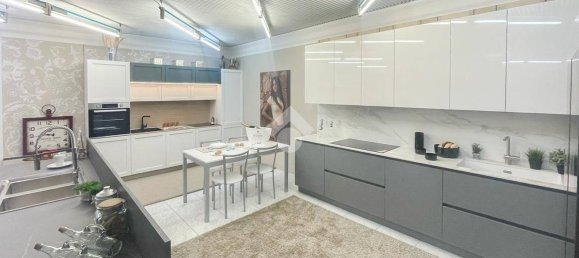 1-Zimmer Gewerbliche Immobilie in Brescia, Italy, Nr. 209538 38