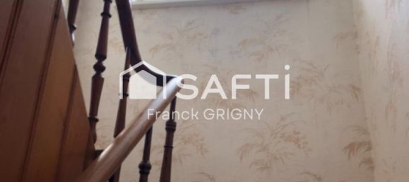 Casa de 3 dormitorios en Lecluse, France No. 47990 9