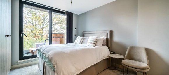 2 bedrooms Apartment in London, United Kingdom No. 12211 10