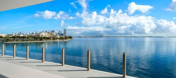 4 chambres propriété commerciale à louer à Miami, Miami-Dade, Florida, USA № 615440 29