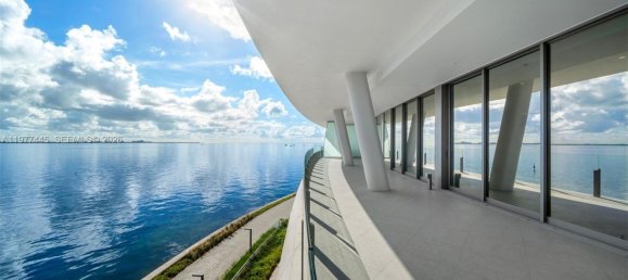 4 chambres propriété commerciale à louer à Miami, Miami-Dade, Florida, USA № 615440 27